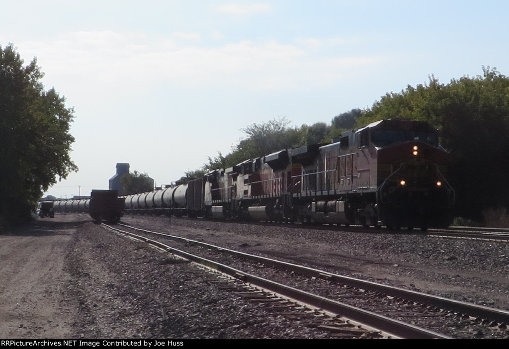 BNSF 4775 West